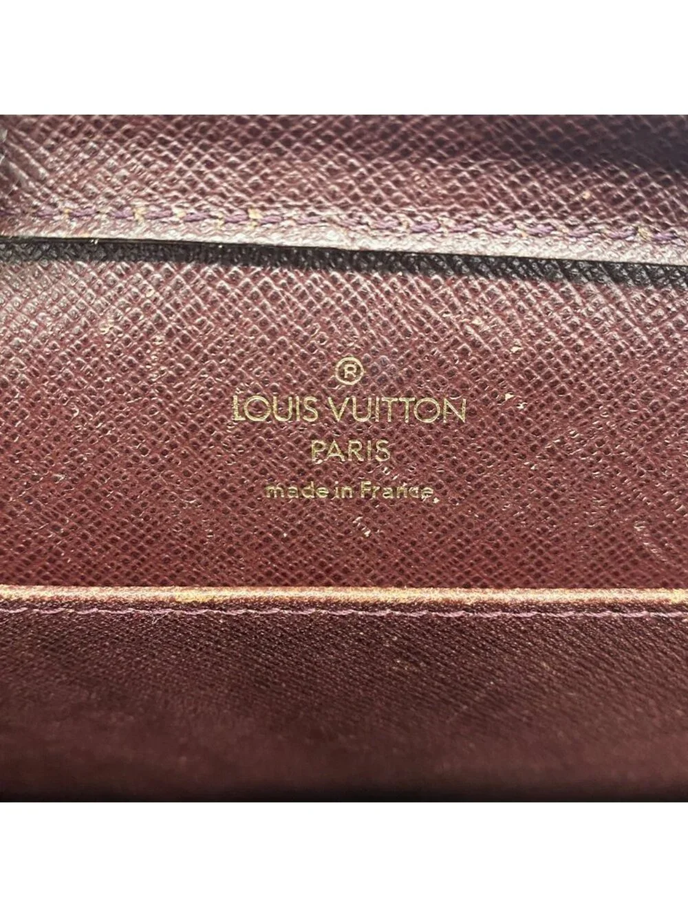 Louis Vuitton Clutch Taiga Baikal Acajou